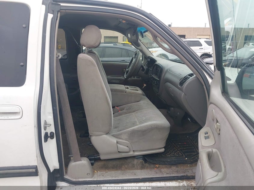 2001 Toyota Tundra VIN 5TBRT34161S173659 IAAI salvage auction — RIGHT REAR, Salvage (California), sold $1,175 on 2026-07-13 (photo 5)
