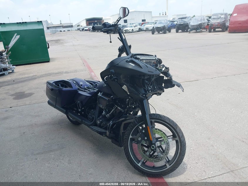 2025 Harley-davidson Road glide VIN 1HD1KH710SB607954 IAAI salvage auction — FRONT END, Original (Texas), sold $11,000 on 2026-08-18 (photo 1)