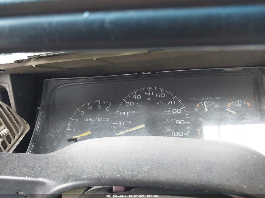 1998 Chevrolet S-10 pickup VIN 2GCEK19R1W1170873 IAAI salvage auction — ROLLOVER, Salvage (Ohio), sold $400 on 2026-07-09 (photo 7)