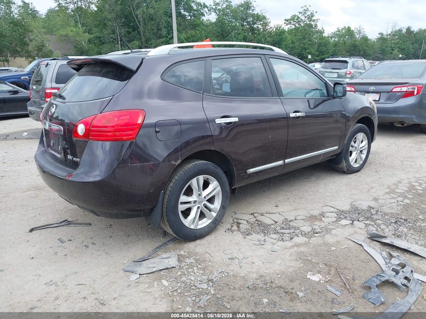 2013 Nissan Rogue VIN JN8AS5MV3DW607728 IAAI salvage auction — NORMAL WEAR, Original (New Hampshire), sold $300 on 2026-07-15 (photo 4)