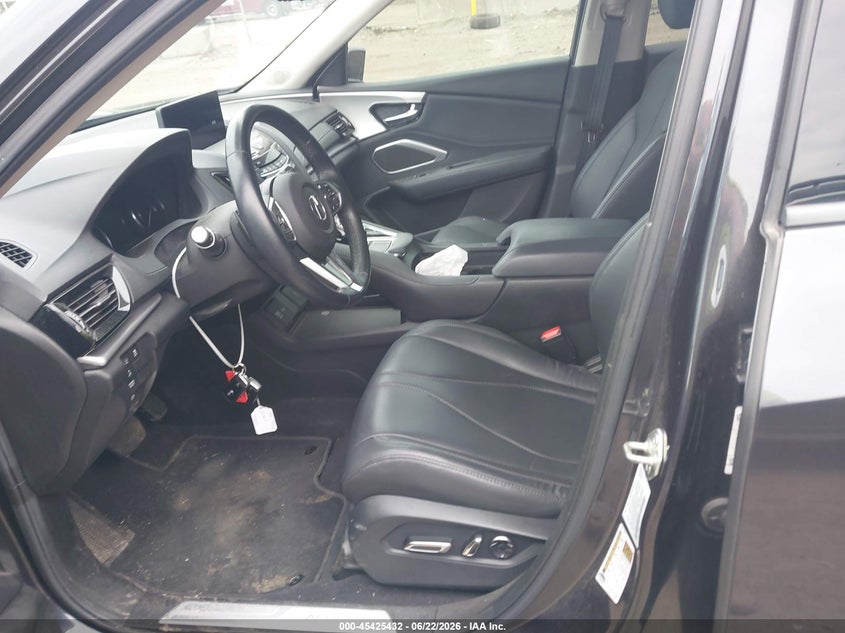 2019 Acura Rdx VIN 5J8TC2H39KL035928 IAAI salvage auction — SIDE, Salvage (Massachusetts), sold $4,900 on 2026-07-18 (photo 5)