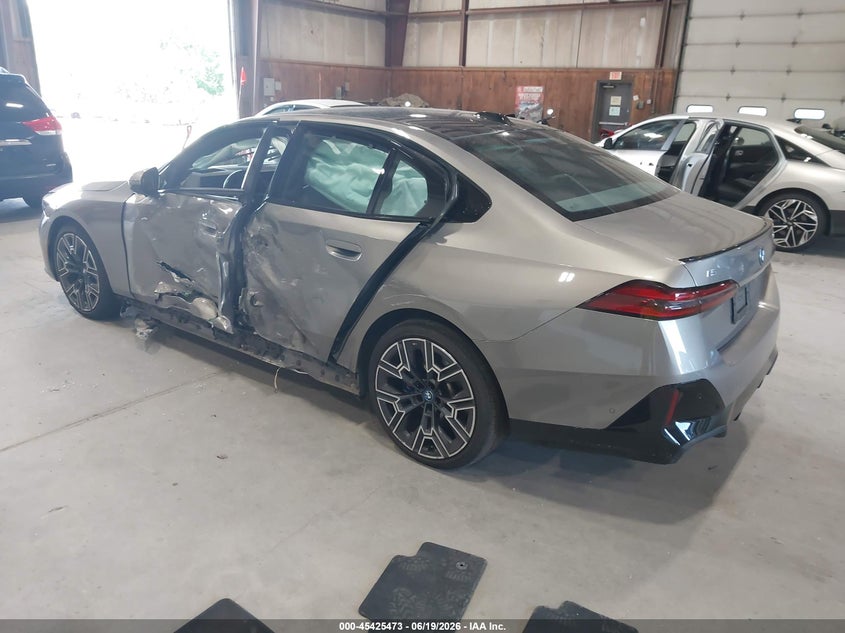 2024 BMW I5 VIN WBY33FK04RCP97271 IAAI salvage auction — LEFT SIDE, Salvage Title, sold $23,350 on 2026-09-06 (photo 3)