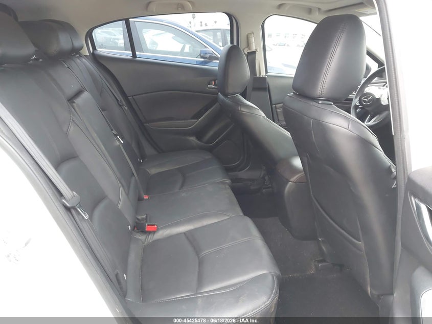 2018 Mazda 3 VIN 3MZBN1L32JM274673 IAAI salvage auction — LEFT FRONT, Salvage Title, sold $2,200 on 2026-09-27 (photo 8)