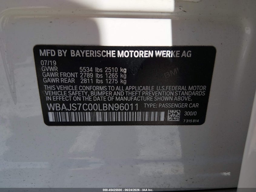 2020 BMW 5er VIN WBAJS7C00LBN96011 IAAI salvage auction — REAR END, Wait Title, sold $16,000 on 2026-08-11 (photo 9)