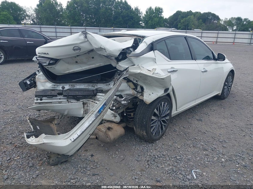 2023 Nissan Altima VIN 1N4BL4DV5PN300049 IAAI salvage auction — REAR END, Salvage (Arkansas), sold $5,500 on 2026-07-23 (photo 4)