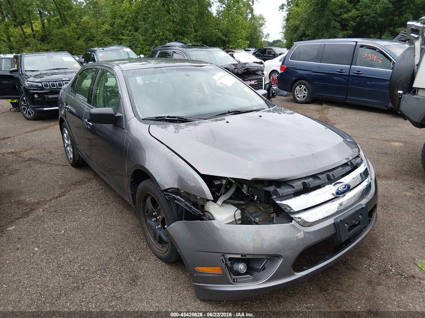 2011 Ford Fusion VIN 3FAHP0HA3BR138233 IAAI salvage auction — RIGHT FRONT, Salvage (Ohio), sold $600 on 2026-07-09 (photo 1)