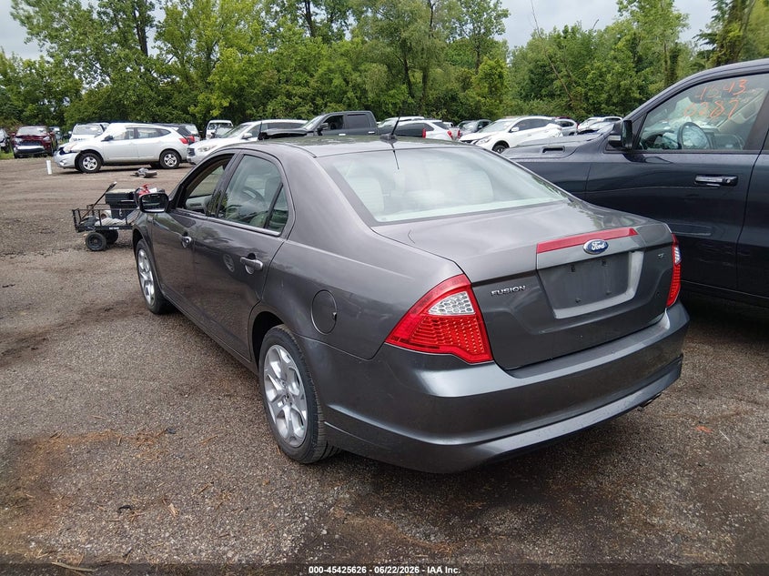 2011 Ford Fusion VIN 3FAHP0HA3BR138233 IAAI salvage auction — RIGHT FRONT, Salvage (Ohio), sold $600 on 2026-07-09 (photo 3)