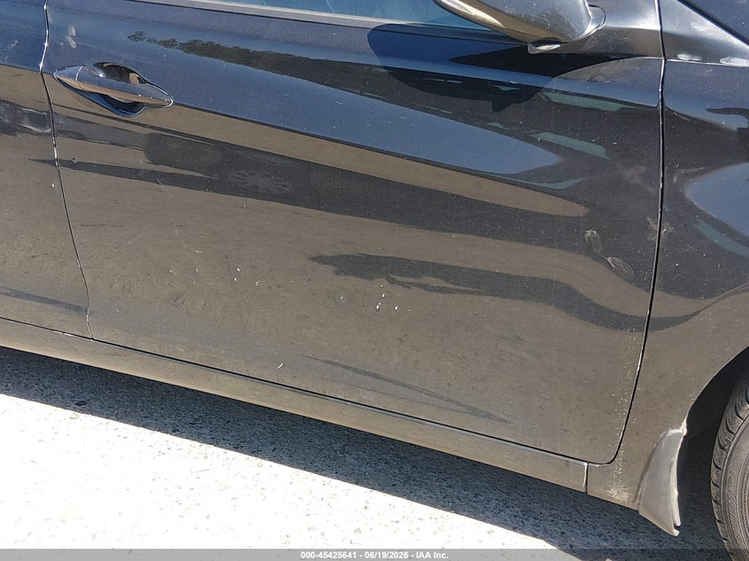 2013 Hyundai Elantra VIN KMHDH4AE0DU805762 IAAI salvage auction — NORMAL WEAR, Salvage Title, sold $700 on 2026-07-15 (photo 6)