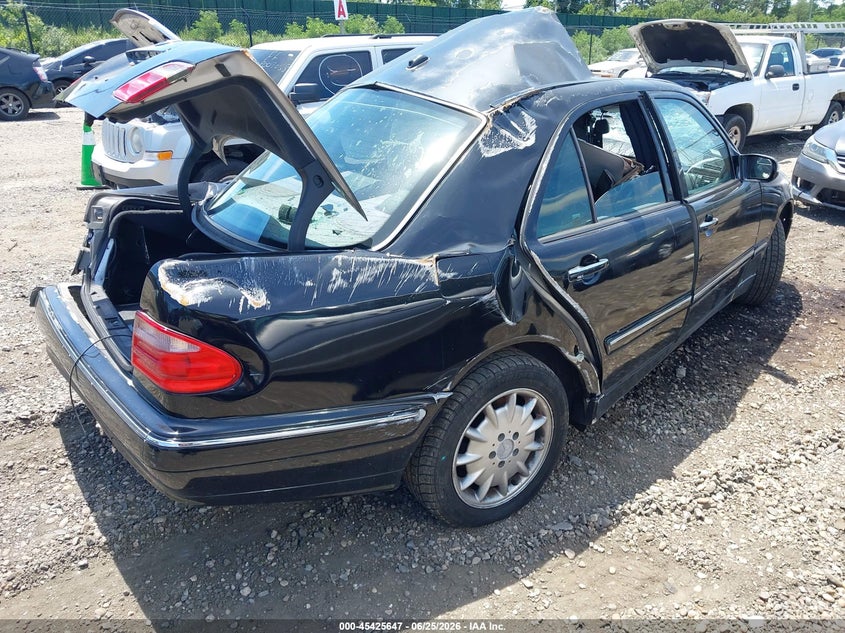 2001 Mercedes-benz E-class VIN WDBJF82J01X053554 IAAI salvage auction — FRONT & REAR, Mv-907A (New York), sold $425 on 2026-07-14 (photo 4)