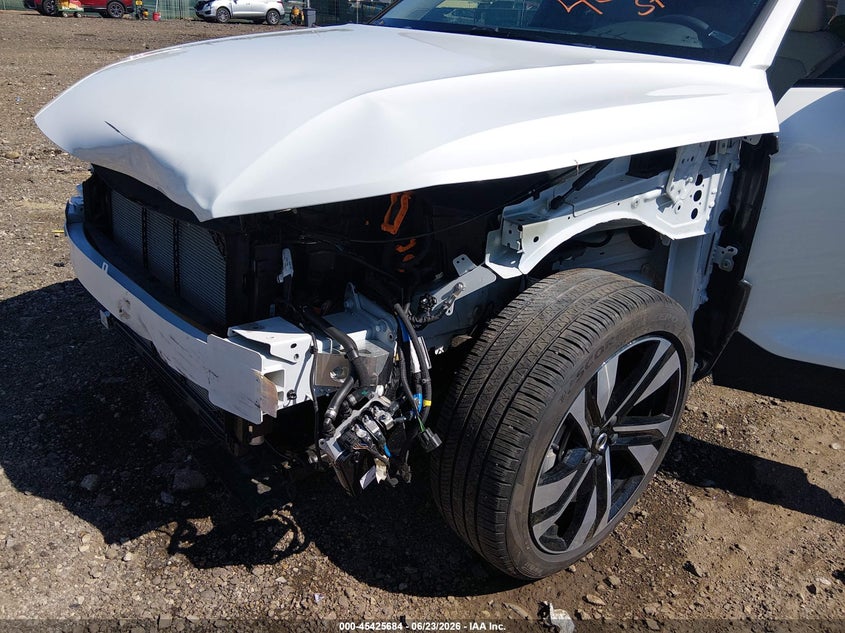 2025 Volvo Xc40 VIN YV4L12UC8S2452180 IAAI salvage auction — FRONT END, Salvage (Ohio), sold $14,100 on 2026-07-29 (photo 6)