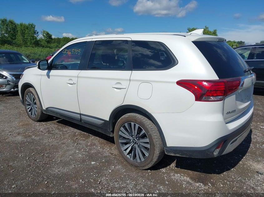 2020 Mitsubishi Outlander VIN JA4AZ3A35LZ004964 IAAI salvage auction — FRONT END, Salvage Title, sold $3,450 on 2026-07-25 (photo 3)
