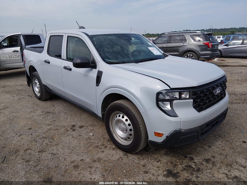 2025 Ford Maverick VIN 3FTTW8A37SRA64378 — IAAI salvage auction photo