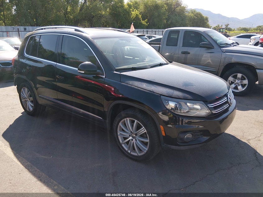 2016 Volkswagen Tiguan VIN WVGAV7AX5GW528324 IAAI salvage auction — REAR END, Salvage (Utah), sold $1,350 on 2026-07-30 (photo 1)