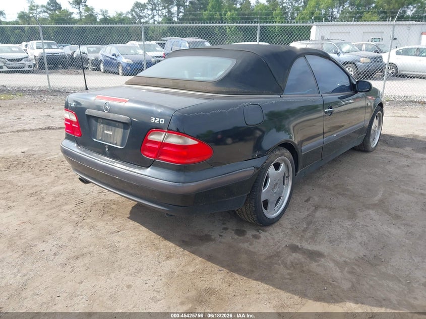 1999 Mercedes-benz Clk-class VIN WDBLK65G9XT007133 IAAI salvage auction — LEFT FRONT, Clear (Virginia), sold $300 on 2026-07-17 (photo 4)