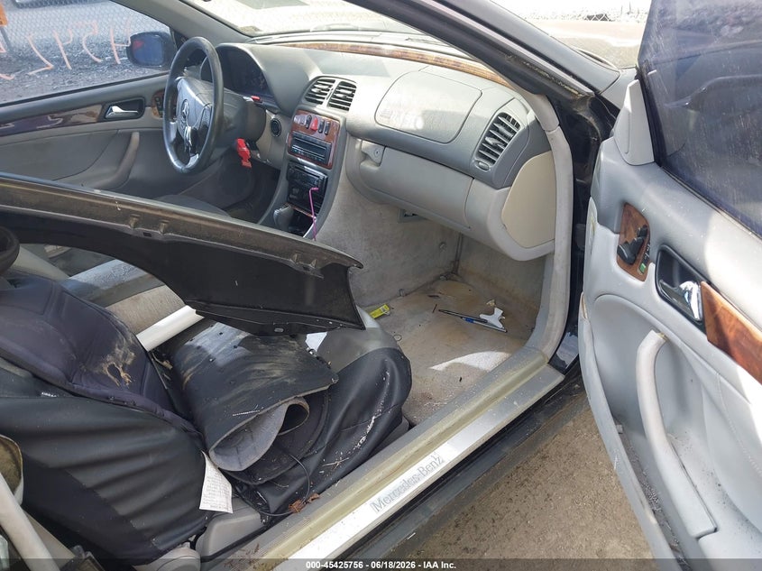 1999 Mercedes-benz Clk-class VIN WDBLK65G9XT007133 IAAI salvage auction — LEFT FRONT, Clear (Virginia), sold $300 on 2026-07-17 (photo 5)