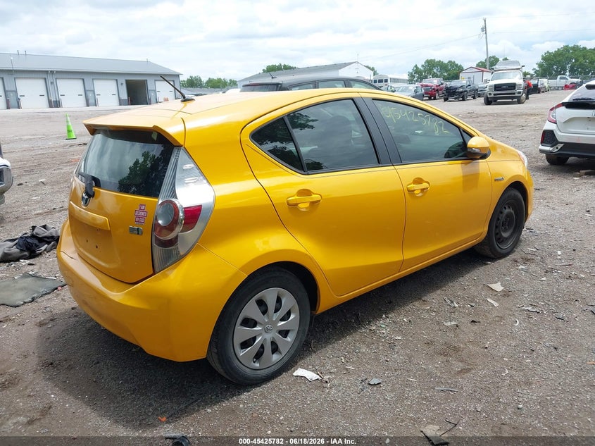 2014 Toyota Prius c VIN JTDKDTB34E1075887 IAAI salvage auction — FRONT END, Clear (Indiana), sold $3,000 on 2026-07-15 (photo 4)