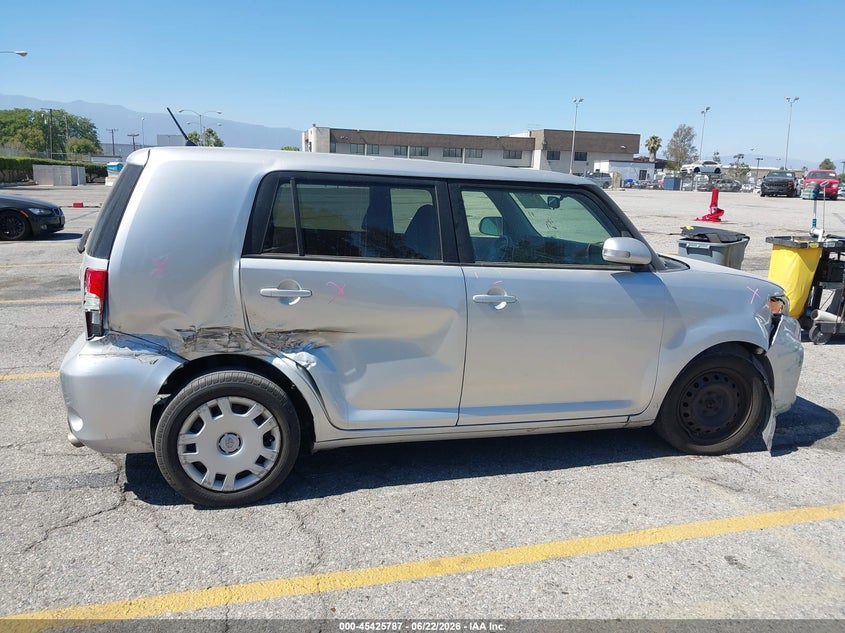 2014 Scion Xb VIN JTLZE4FE5EJ052331 IAAI salvage auction — SIDE, Salvage (California), sold $675 on 2026-07-07 (photo 6)