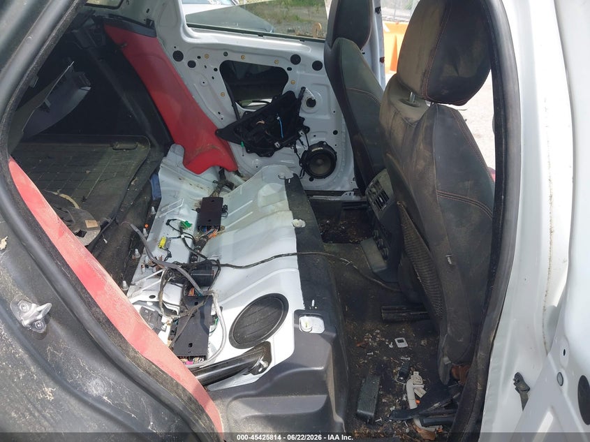 2017 Jaguar F-pace VIN SADCJ2BV7HA065694 IAAI salvage auction — BIO HAZARD, Regular (South Dakota), sold $700 on 2026-07-28 (photo 8)