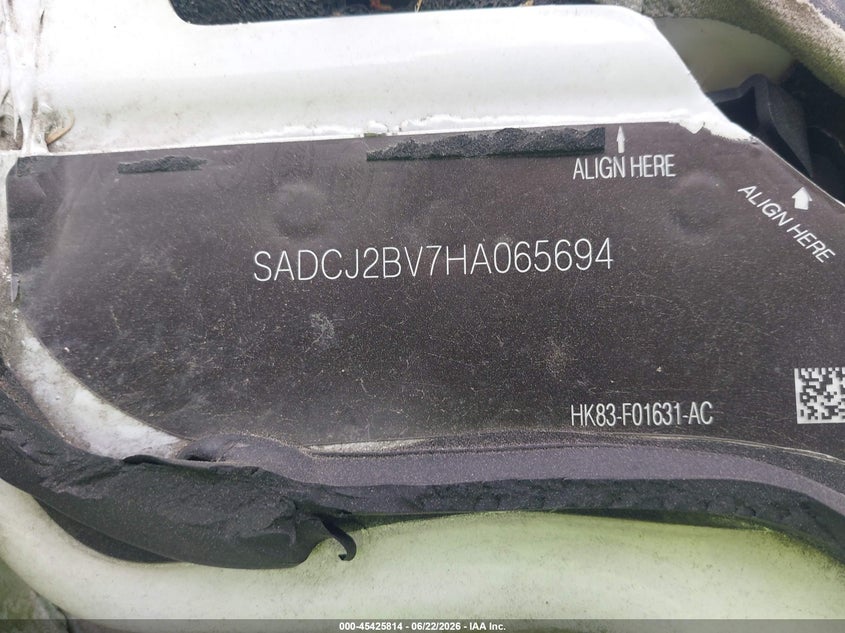 2017 Jaguar F-pace VIN SADCJ2BV7HA065694 IAAI salvage auction — BIO HAZARD, Regular (South Dakota), sold $700 on 2026-07-28 (photo 9)