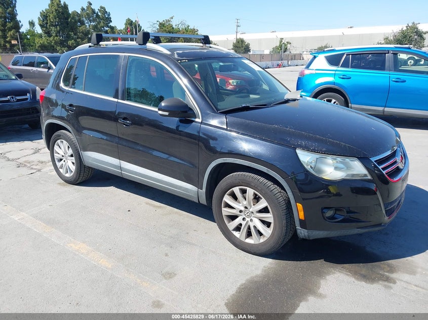 2009 Volkswagen Tiguan VIN WVGAV75N09W002307 IAAI salvage auction — NORMAL WEAR, Clear - Dealer Only (California), sold $400 on 2026-07-20 (photo 1)