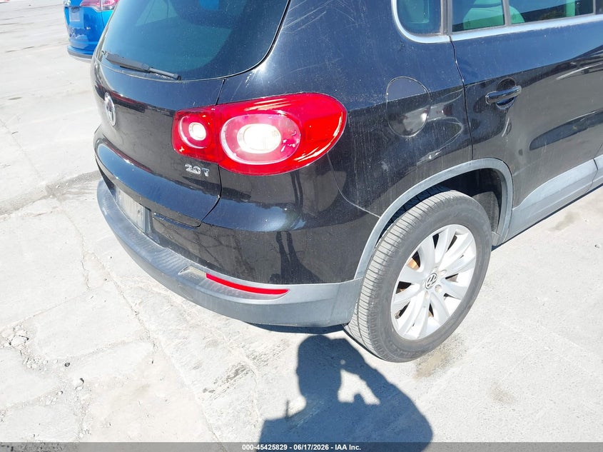 2009 Volkswagen Tiguan VIN WVGAV75N09W002307 IAAI salvage auction — NORMAL WEAR, Clear - Dealer Only (California), sold $400 on 2026-07-20 (photo 6)