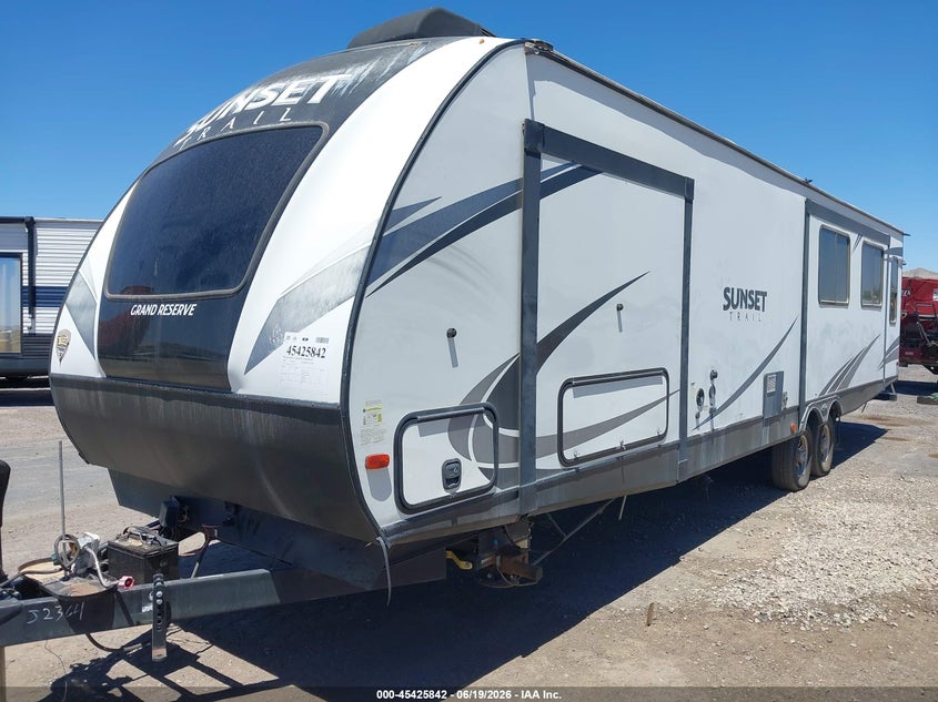 2018 Sunset Crossroads rv sunset trails 33si VIN 4YDT33S21J5352364 IAAI salvage auction — FRONT END, Salvage (Arizona), sold $5,300 on 2026-07-28 (photo 7)