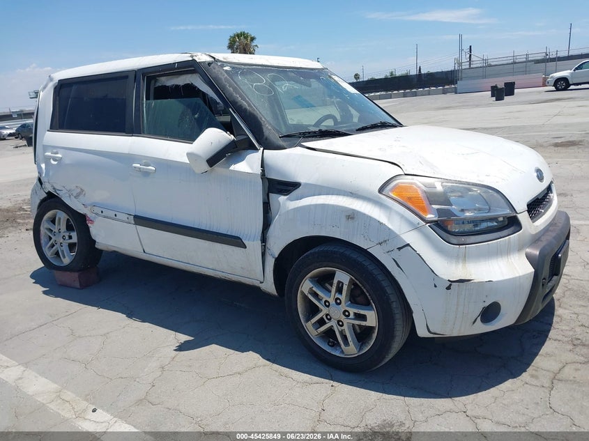 2011 Kia Soul VIN KNDJT2A23B7331320 IAAI salvage auction — ROLLOVER, Salvage (California), sold $225 on 2026-07-15 (photo 1)