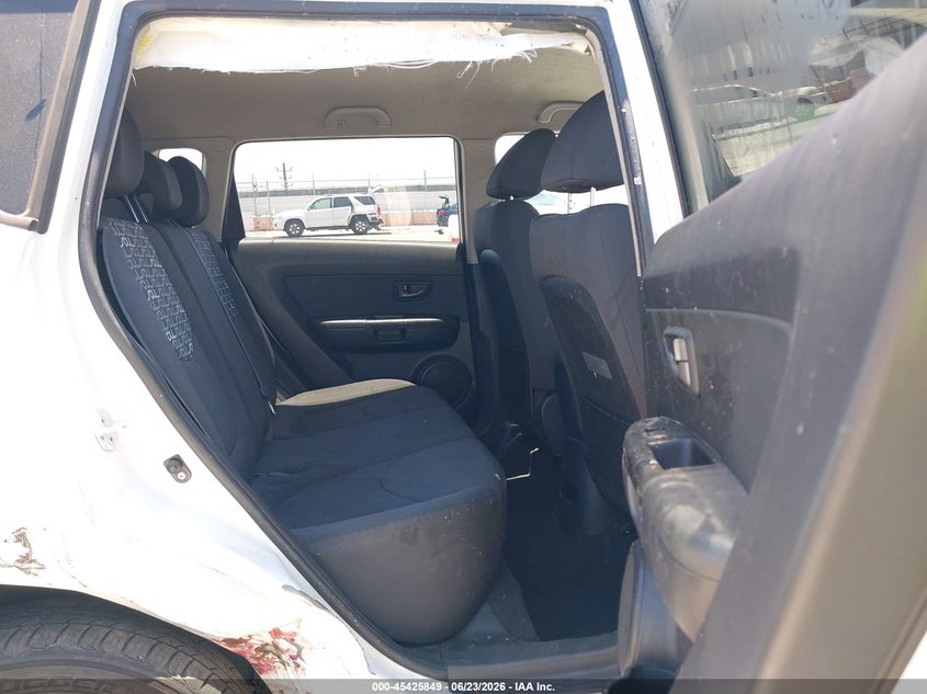 2011 Kia Soul VIN KNDJT2A23B7331320 IAAI salvage auction — ROLLOVER, Salvage (California), sold $225 on 2026-07-15 (photo 8)