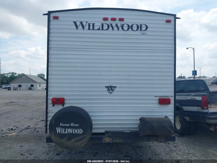 2015 Wildwood Other VIN 4X4TWDG22FA254252 IAAI salvage auction — UNKNOWN, Salvage (Indiana), sold $700 on 2026-07-22 (photo 8)