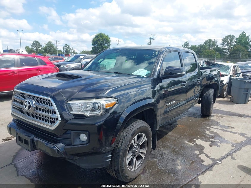 2016 Toyota Tacoma VIN 5TFBZ5DN5GX001373 IAAI salvage auction — SIDE, Salvage (North Carolina), sold $9,050 on 2026-07-29 (photo 2)