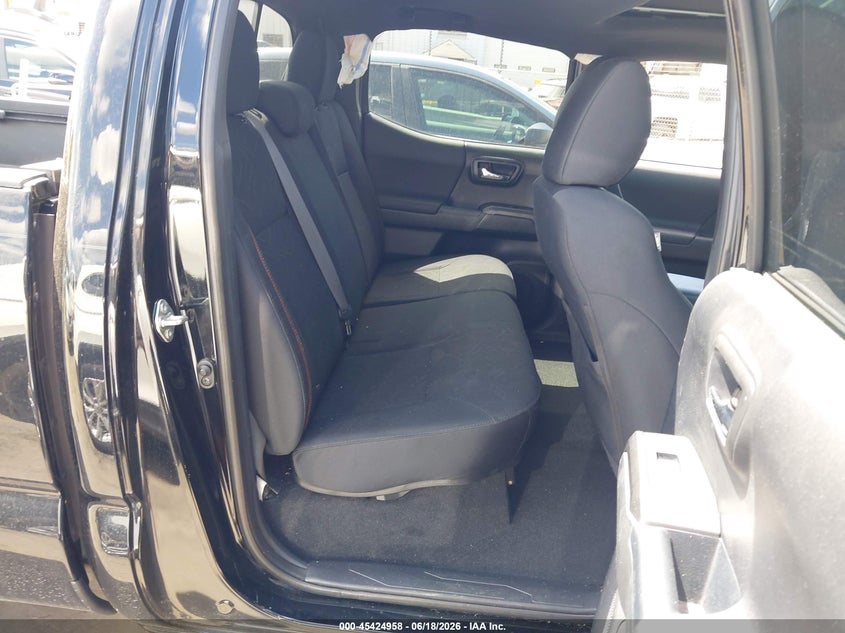 2016 Toyota Tacoma VIN 5TFBZ5DN5GX001373 IAAI salvage auction — SIDE, Salvage (North Carolina), sold $9,050 on 2026-07-29 (photo 8)
