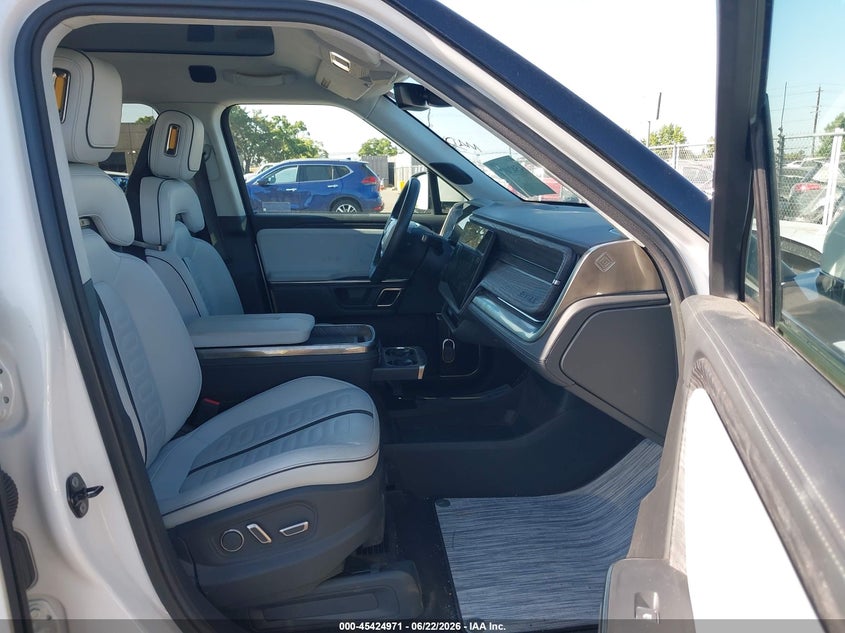 2022 Rivian R1t VIN 7FCTGAAA3NN013254 IAAI salvage auction — REAR END, Salvage (California), sold $23,550 on 2026-07-25 (photo 5)