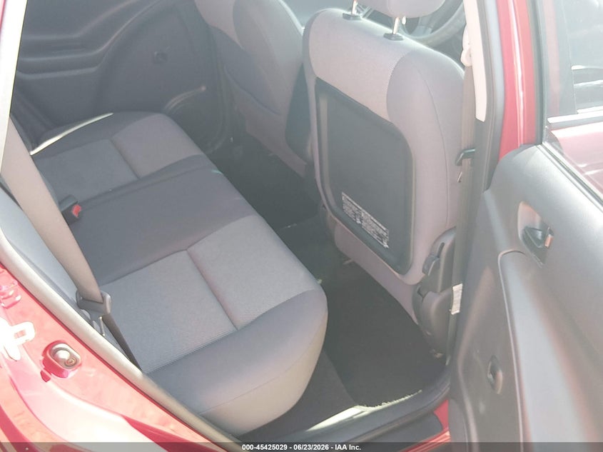 2003 Pontiac Vibe VIN 5Y2SL62883Z430946 IAAI salvage auction — NORMAL WEAR, Clear (Florida), sold $1,100 on 2026-07-28 (photo 8)