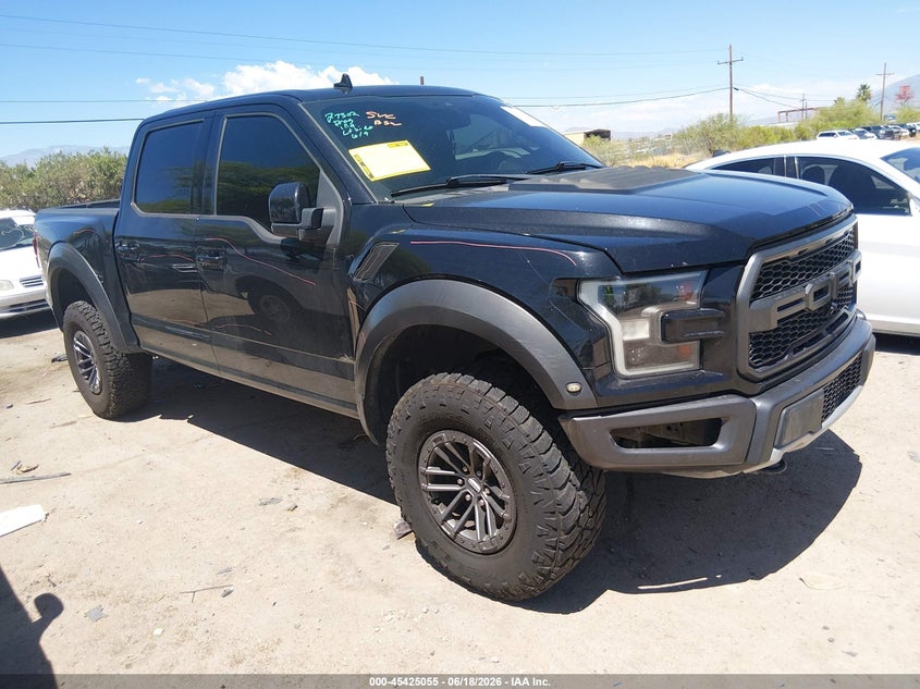 2019 Ford F-150 VIN 1FTFW1RG4KFA63357 IAAI salvage auction — SIDE, Salvage Title, sold $17,400 on 2026-07-30 (photo 1)