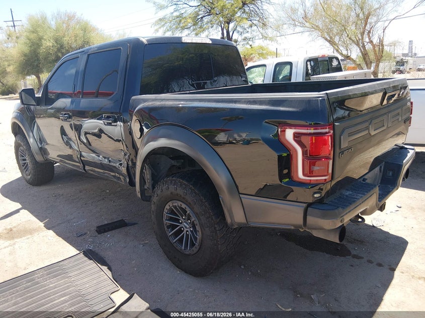 2019 Ford F-150 VIN 1FTFW1RG4KFA63357 IAAI salvage auction — SIDE, Salvage Title, sold $17,400 on 2026-07-30 (photo 3)