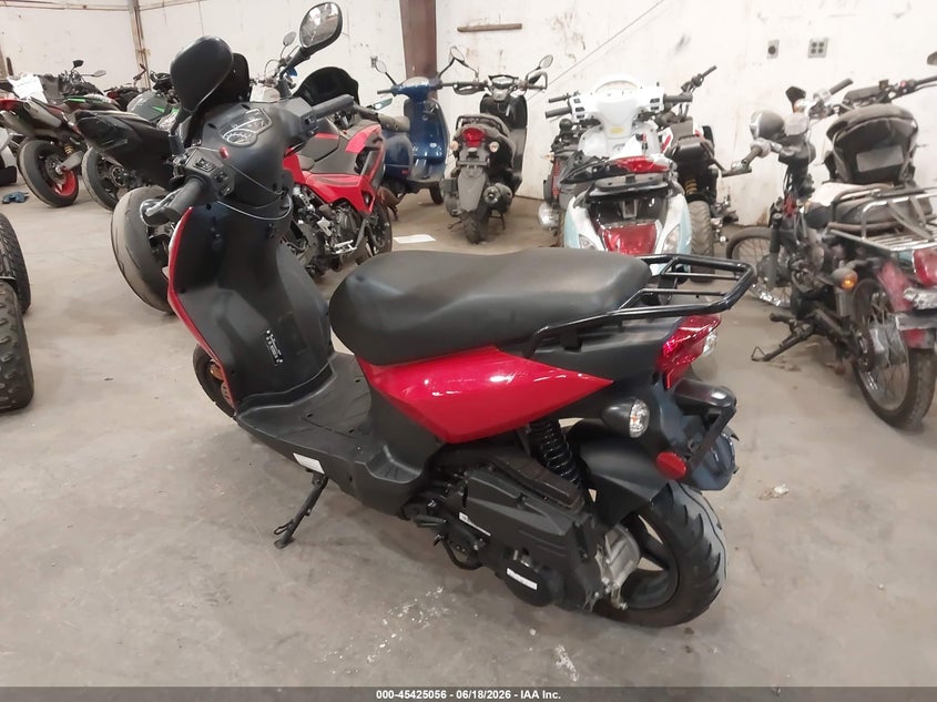 2024 Lancia VIN RFGBSSGC6RX006711 IAAI salvage auction — FRONT END, Salvage Title, sold $75 on 2026-07-16 (photo 3)