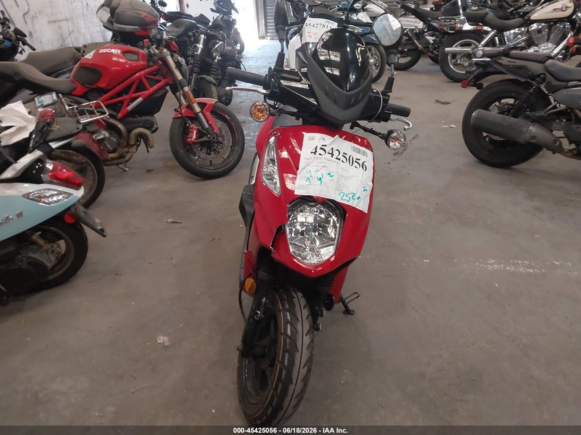 2024 Lancia VIN RFGBSSGC6RX006711 IAAI salvage auction — FRONT END, Salvage Title, sold $75 on 2026-07-16 (photo 5)