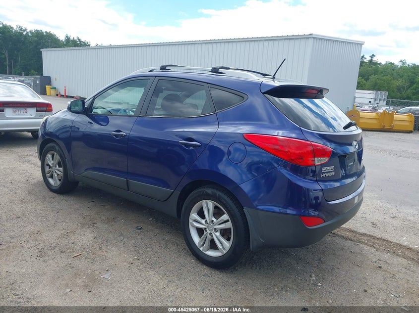2013 Hyundai Tucson VIN KM8JUCAC0DU586213 IAAI salvage auction — NORMAL WEAR, Clear (Massachusetts), sold $1,700 on 2026-07-17 (photo 3)