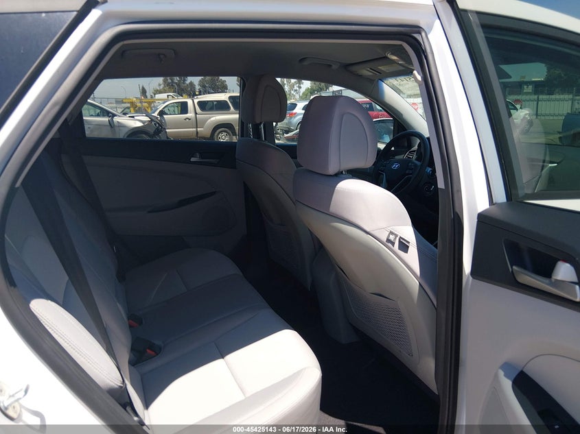 2018 Hyundai Tucson VIN KM8J23A43JU710453 IAAI salvage auction — FRONT END, SF97 (California), sold $3,050 on 2026-07-29 (photo 8)