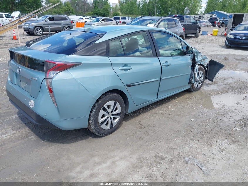 2017 Toyota Prius VIN JTDKBRFU5H3053515 IAAI salvage auction — RIGHT FRONT, Junk Bill Of Sale Mv2459 (Wisconsin), sold $2,975 on 2026-07-16 (photo 4)