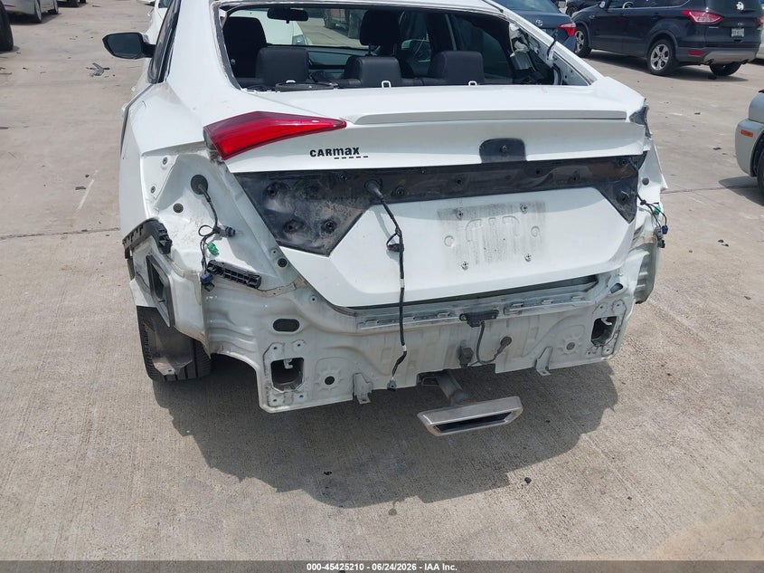 2019 Honda Civic VIN 19XFC2F88KE047166 IAAI salvage auction — REAR END, Original (Texas), sold $7,575 on 2026-08-21 (photo 6)