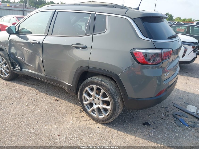 2023 Jeep Compass VIN 3C4NJDFN8PT524264 IAAI salvage auction — LEFT SIDE, Salvage Title, sold $3,800 on 2026-08-21 (photo 3)