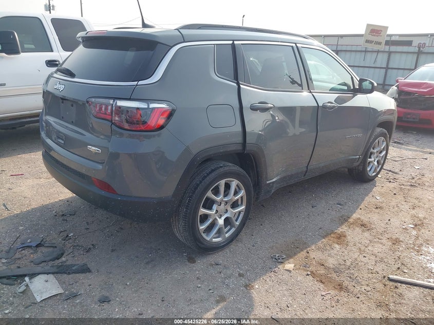 2023 Jeep Compass VIN 3C4NJDFN8PT524264 IAAI salvage auction — LEFT SIDE, Salvage Title, sold $3,800 on 2026-08-21 (photo 4)