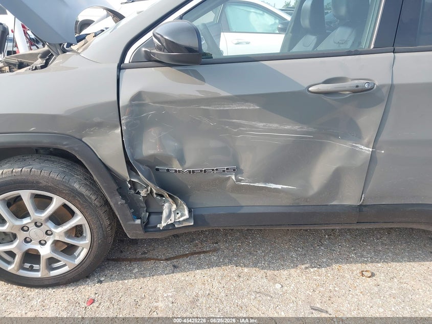 2023 Jeep Compass VIN 3C4NJDFN8PT524264 IAAI salvage auction — LEFT SIDE, Salvage Title, sold $3,800 on 2026-08-21 (photo 6)