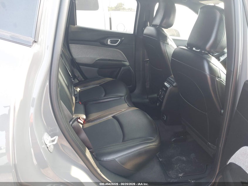 2023 Jeep Compass VIN 3C4NJDFN8PT524264 IAAI salvage auction — LEFT SIDE, Salvage Title, sold $3,800 on 2026-08-21 (photo 8)