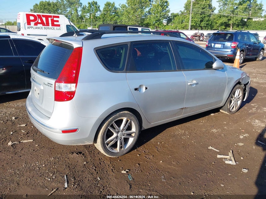 2010 Hyundai Elantra VIN KMHDC8AE9AU060933 IAAI salvage auction — FRONT & REAR, Salvage (Ohio), sold $275 on 2026-07-16 (photo 4)