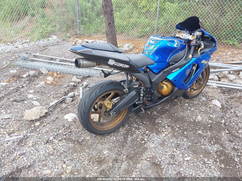 2005 Kawasaki Zx636 VIN JKBZXJC1X5A024066 IAAI salvage auction — FRONT & REAR, Salvage (Alabama), sold $1,225 on 2026-07-14 (photo 4)
