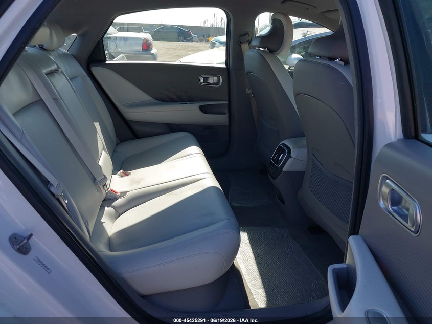 2023 Hyundai Ioniq 6 VIN KMHM34AA0PA048234 IAAI salvage auction — SIDE, Salvage Title, sold $9,200 on 2026-08-15 (photo 8)