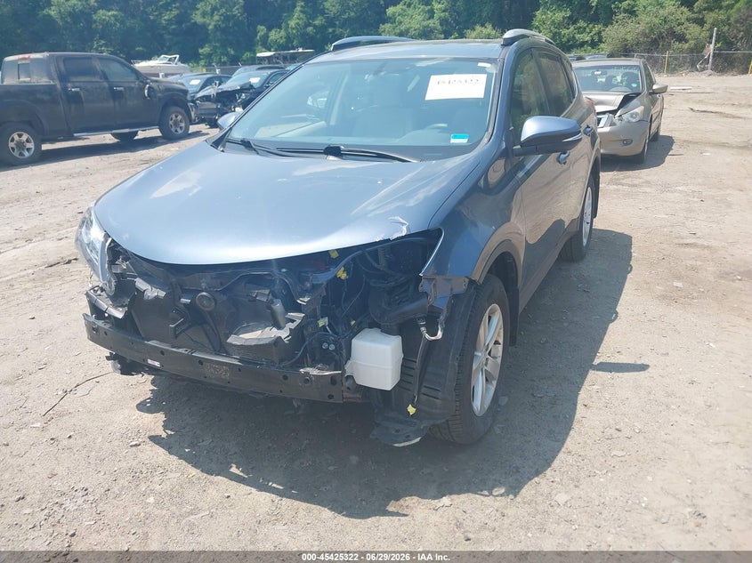2013 Toyota Rav 4 VIN JTMRFREV2DD015032 IAAI salvage auction — FRONT END, Clear (Massachusetts), sold $5,800 on 2026-08-01 (photo 2)