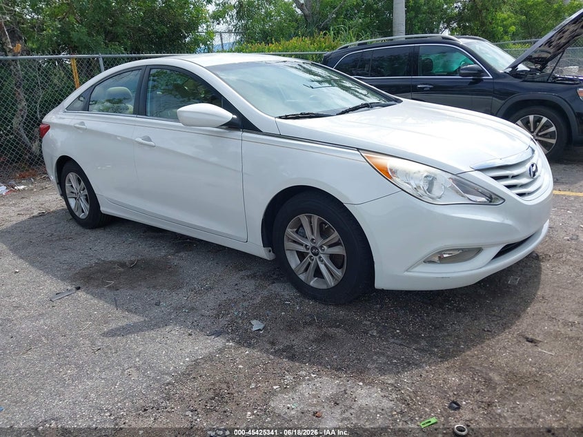 2013 Hyundai Sonata VIN 5NPEB4ACXDH702318 IAAI salvage auction — NORMAL WEAR, Clear (Florida), sold $875 on 2026-07-06 (photo 1)